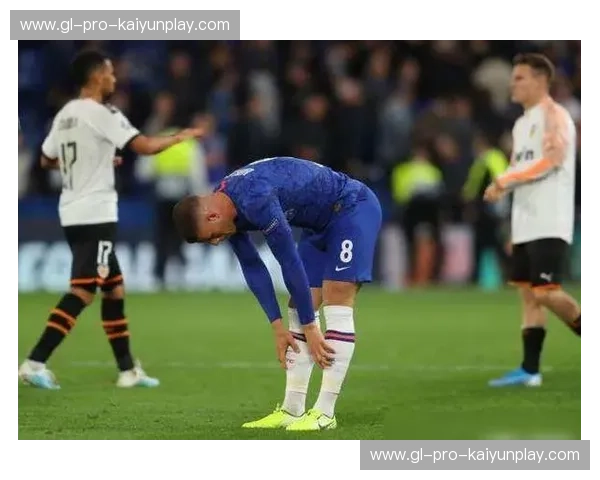 绿茵往事与铁血竞技：巴恩斯利VS阿斯顿维拉，一场穿越时空的足球祭典